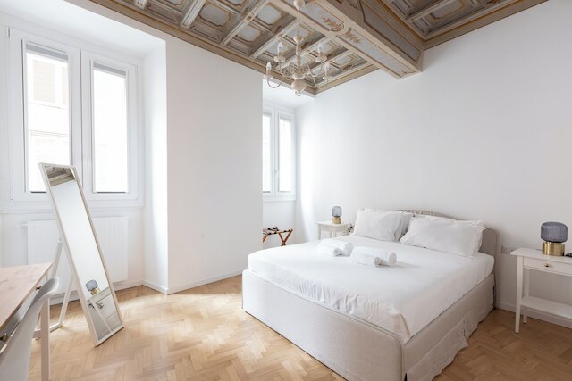 シティ センター モダン アンド ブライト アパートメント