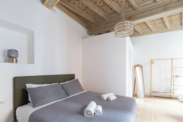 シティ センター モダン アンド ブライト アパートメント