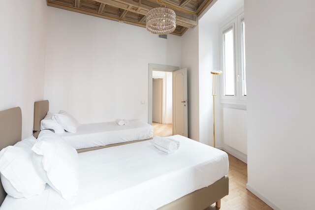 シティ センター モダン アンド ブライト アパートメント