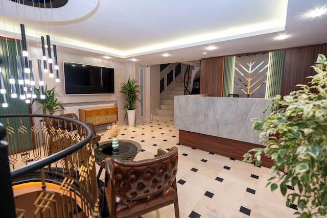 ザ ムア ラグジュアリー ホームズ