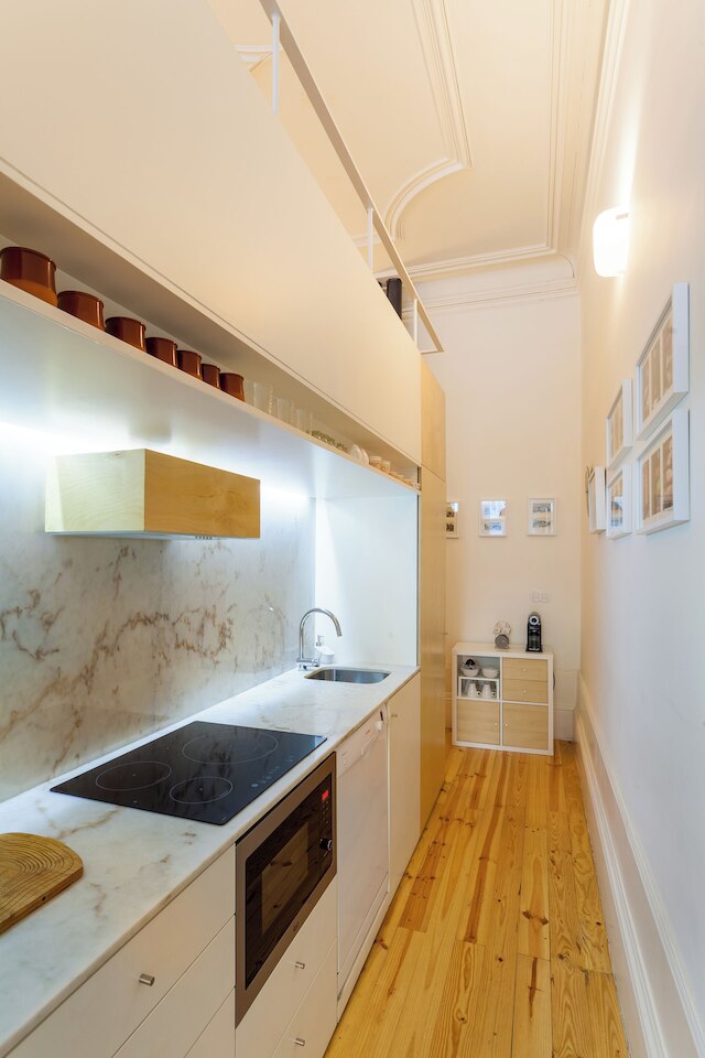 スーペリア ロフト アパートメント