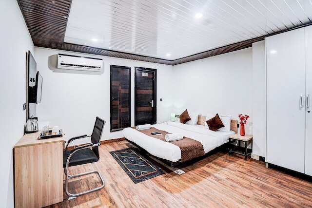 キングス コート ホテル