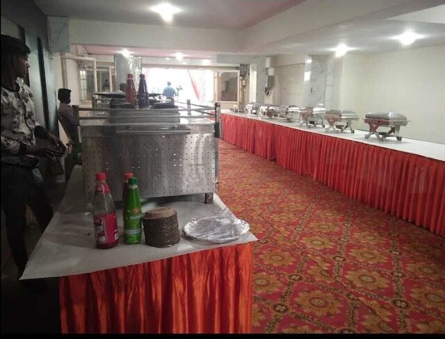 キングス コート ホテル