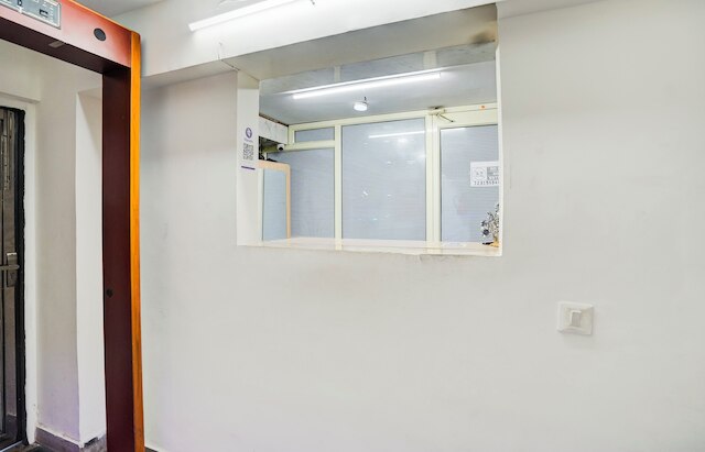 キングス コート ホテル