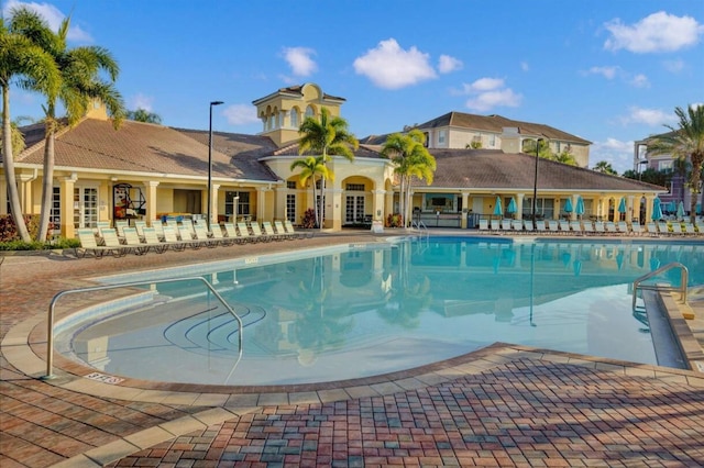 ラージ コンド ウィズ シーニック パティオ ビューズ - ネクスト トゥ オレンジカウンティコンベンションセンター