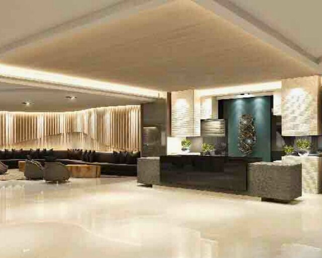 リブ ジャスト ステップス アウェイ フロム モール オブ アジア