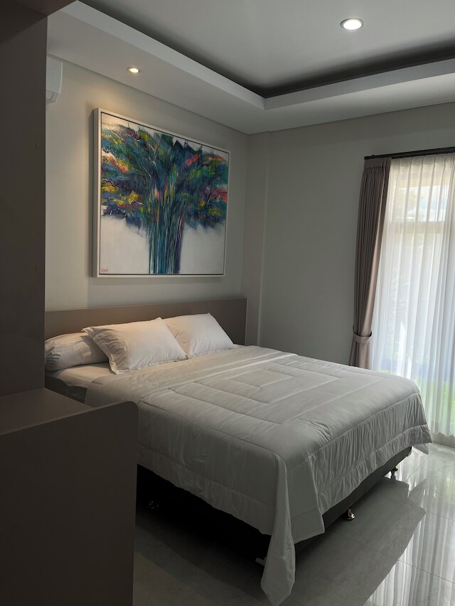 アルナ カラサン