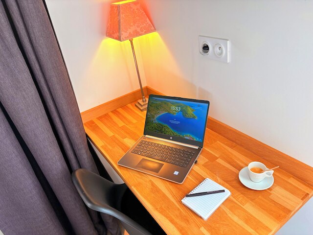 セクラン アパートメンツ