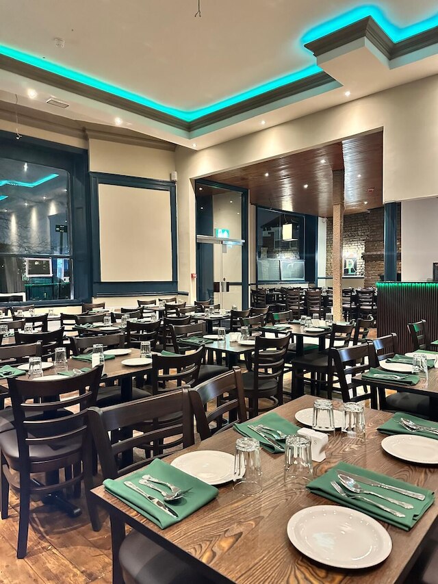 グリーン アリアナ ホテル アンド レストラン