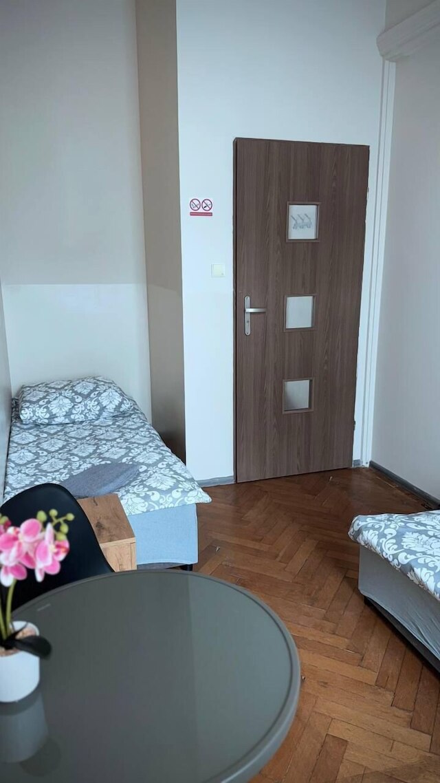 ファイブホステル