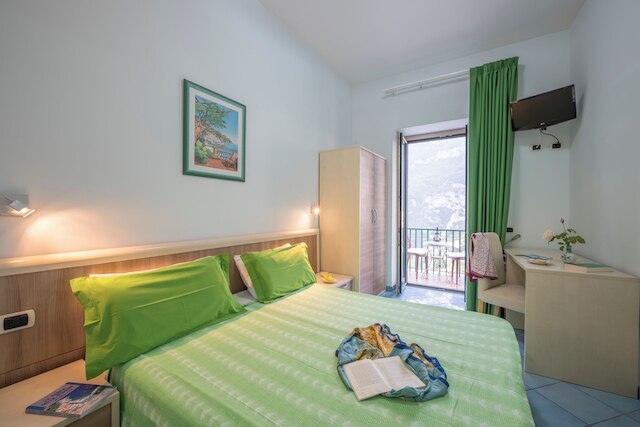 ディント ア トッレ ベッド & ブレックファースト