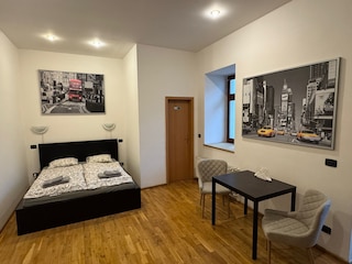 スタジオ - スリープス 2 - スモーキング オン バルコニー - ペッツ - WiFi