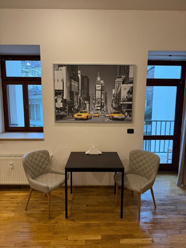 スタジオ - スリープス 2 - スモーキング オン バルコニー - ペッツ - WiFi