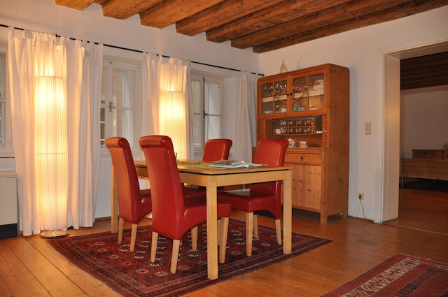 ロマンチック、セントラル シチュエイテッド 75m2 フラット