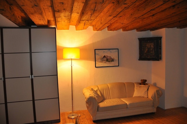 ロマンチック、セントラル シチュエイテッド 75m2 フラット