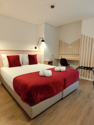 バカルオエイロス 125 オテル