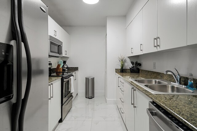 ブリッケル ハイフロア ラグジュアリー コンド