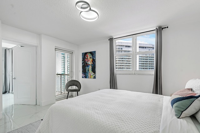 ブリッケル ハイフロア ラグジュアリー コンド