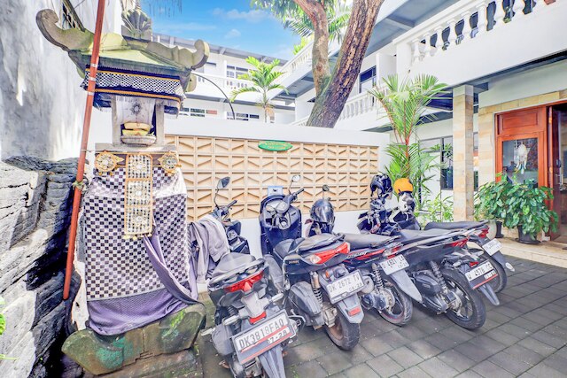 コレクション O アット ジャラン パドマ ニア レギャンビーチ