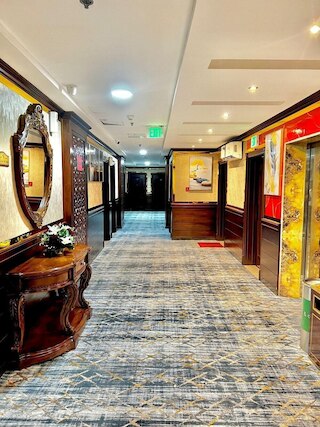 ベンタ スター ホテル LLC