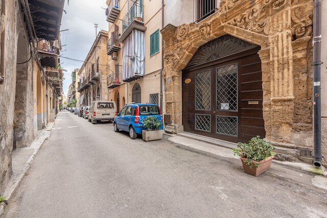 カーサ アグリ エレミティ イン パレルモ