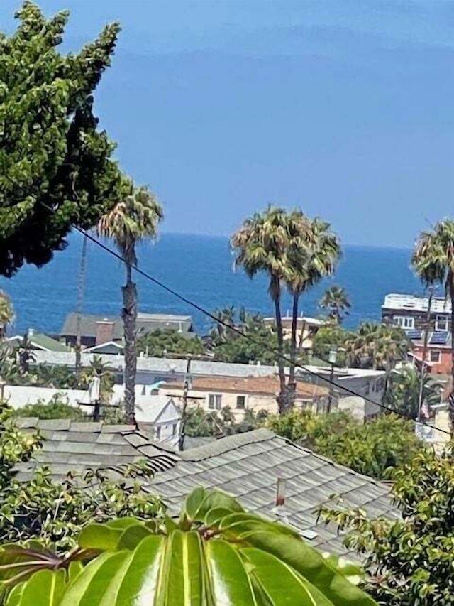 コーラル コテージ