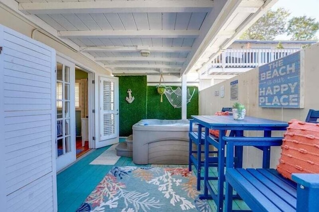 コーラル コテージ