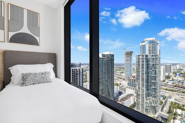 エクスペリエンス ラグジュアリー & ベイフロント ビューズ