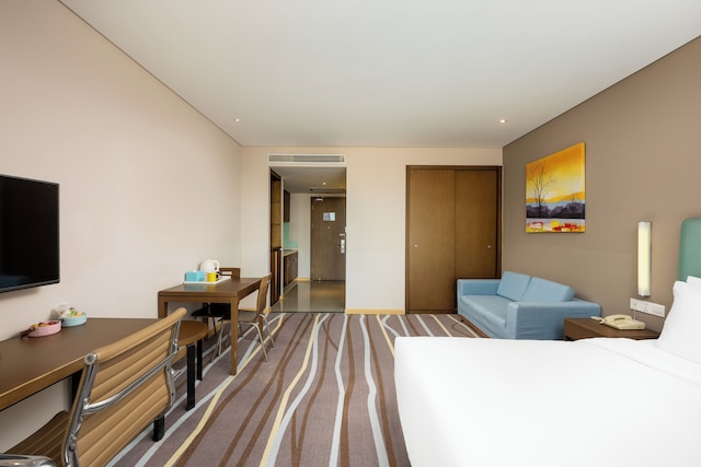Holiday Inn Express Hangzhou Huanglong by IHG