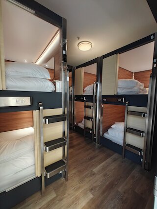 アイ ストリート カプセル ホステル