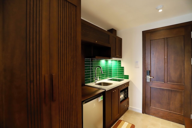 メゾン ニャ 16 グエン クエン