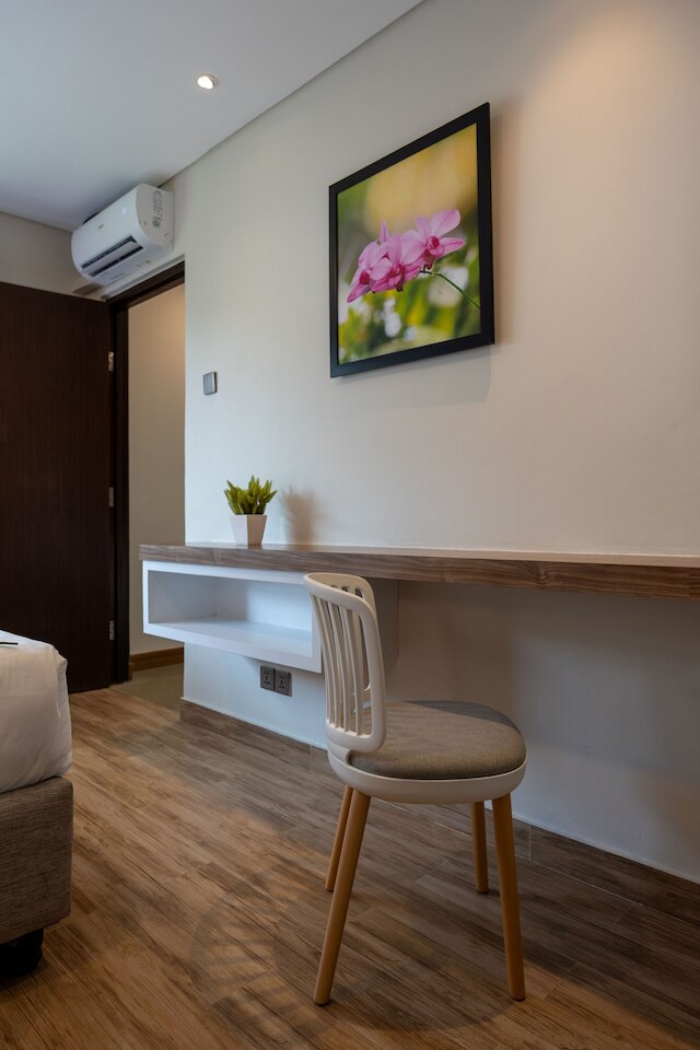 カナ スイーツ ジンバラン バイ フェイズ ホスピタリティ