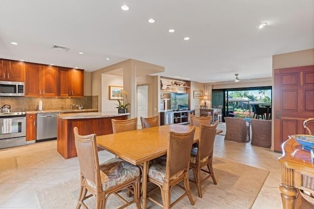 ワイレア エルア, #2107 2 ベッドルーム コンド