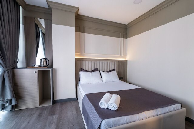 アリーナ ラグジュアリー