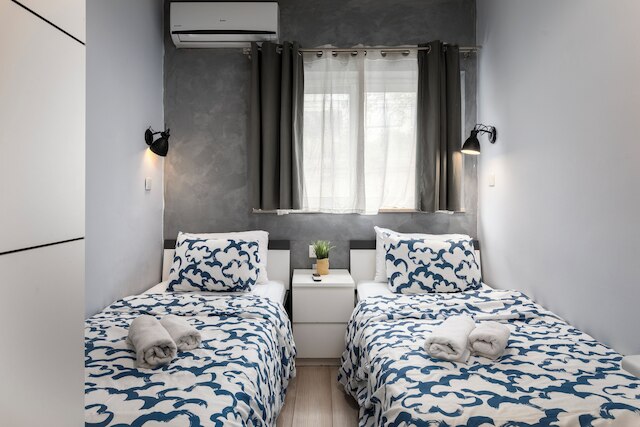 モダン エンスイート ルームズ ニア バルータ ベイ