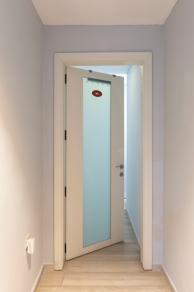 モダン エンスイート ルームズ ニア バルータ ベイ