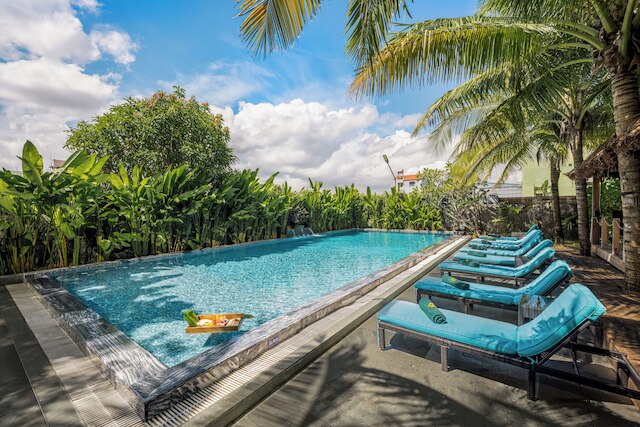 JM ホイアン ビーチ ホテル