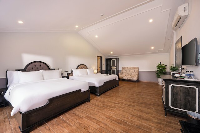 JM ホイアン ビーチ ホテル