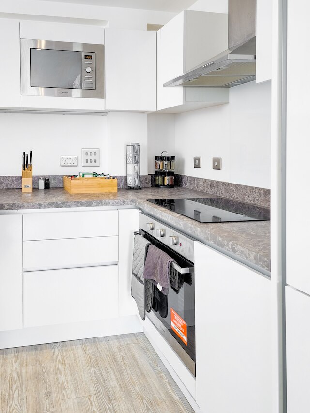 サルフォード - 2 ベッド アパートメント - スリープス 4 - WiFi