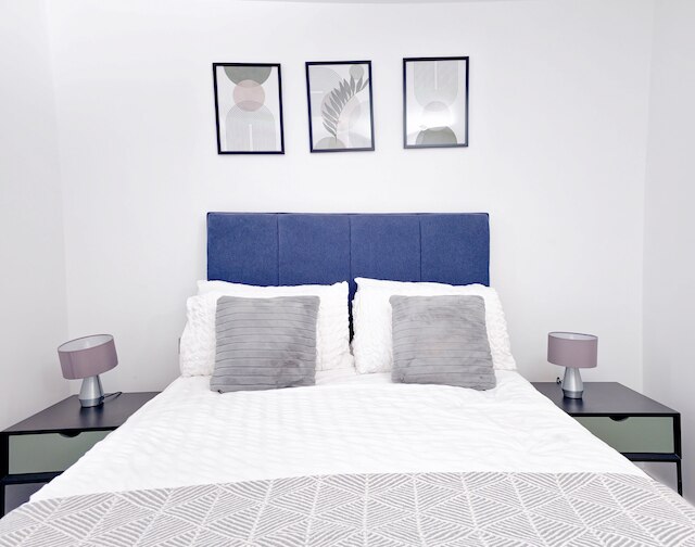 サルフォード - 2 ベッド アパートメント - スリープス 4 - WiFi