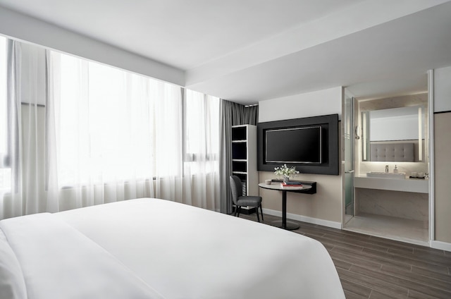 M ビレッジ ホテル トン タット ダム