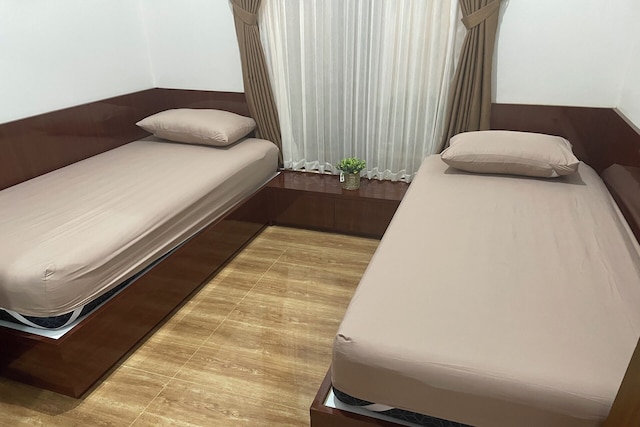 ホームステイ オマ エンブン