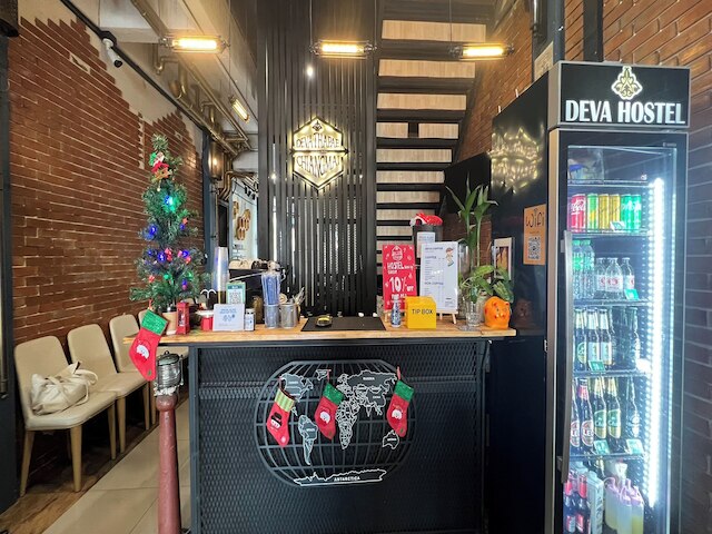 デヴァ ホステル & リラックスプール