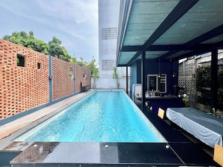 デヴァ ホステル & リラックスプール