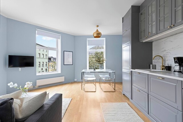 ブライト アンド モダン アパートメント イン ハート オブ オスロ