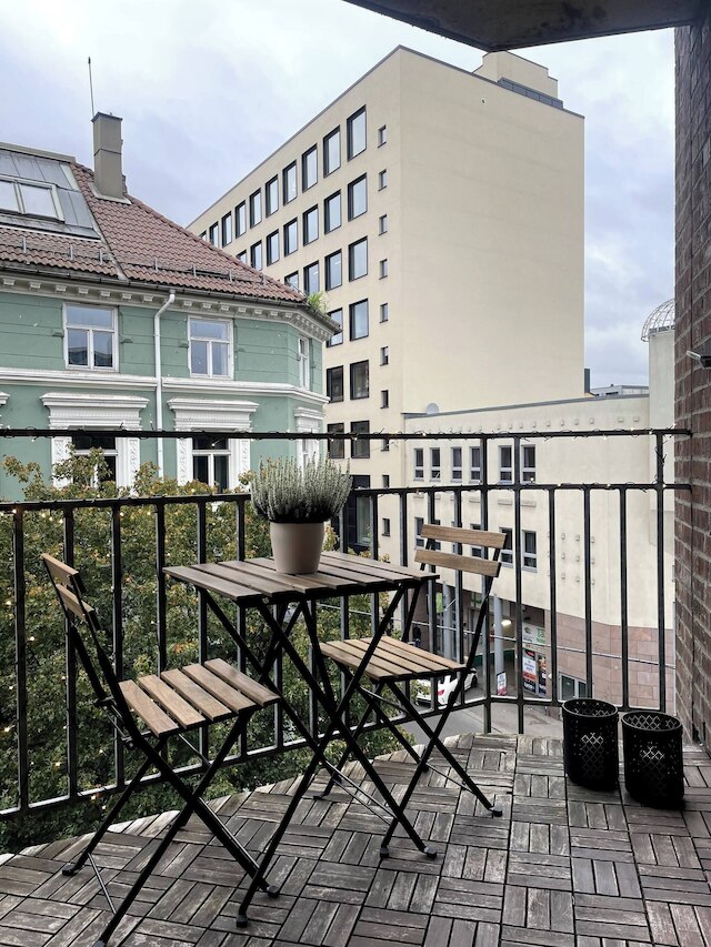 スペーシャス アパートメント ライト イン ザ シティ センター