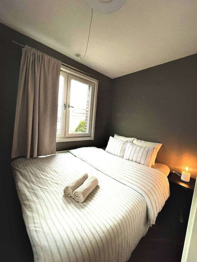 スペーシャス アパートメント ライト イン ザ シティ センター