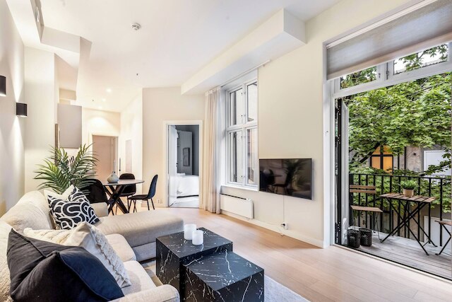 スタイリッシュ アンド トップ スタンダード イン オスロ