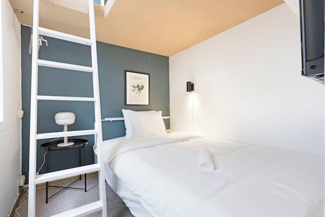 コージー 3ベッドルーム アパートメント セントラル