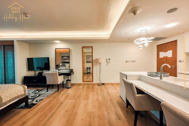 シーニック スタジオ ファッション アベニュー